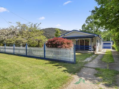 9 Simmonds Creek Road, Tawonga South