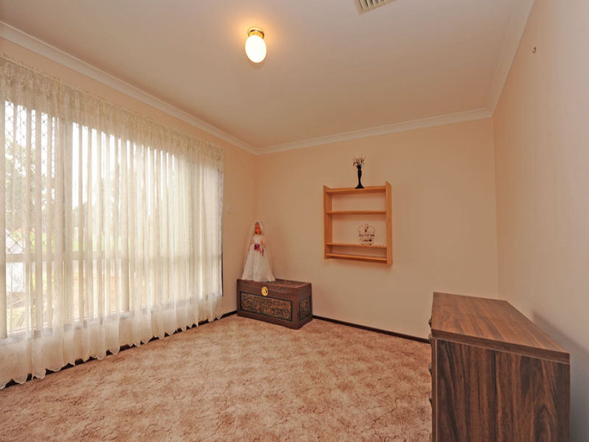 3 Ramus Circle, Somerville