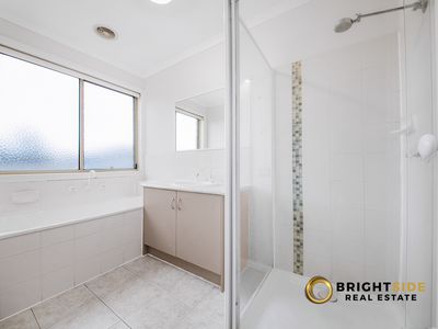 70 Storey Drive, Pakenham