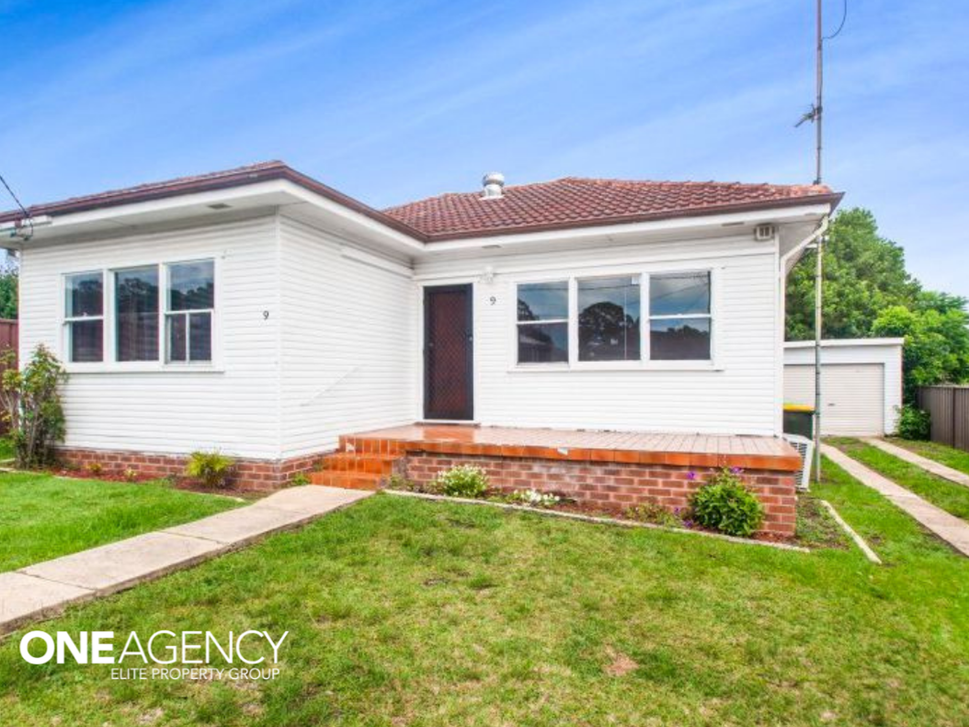 9 Devonshire Crescent, Oak Flats