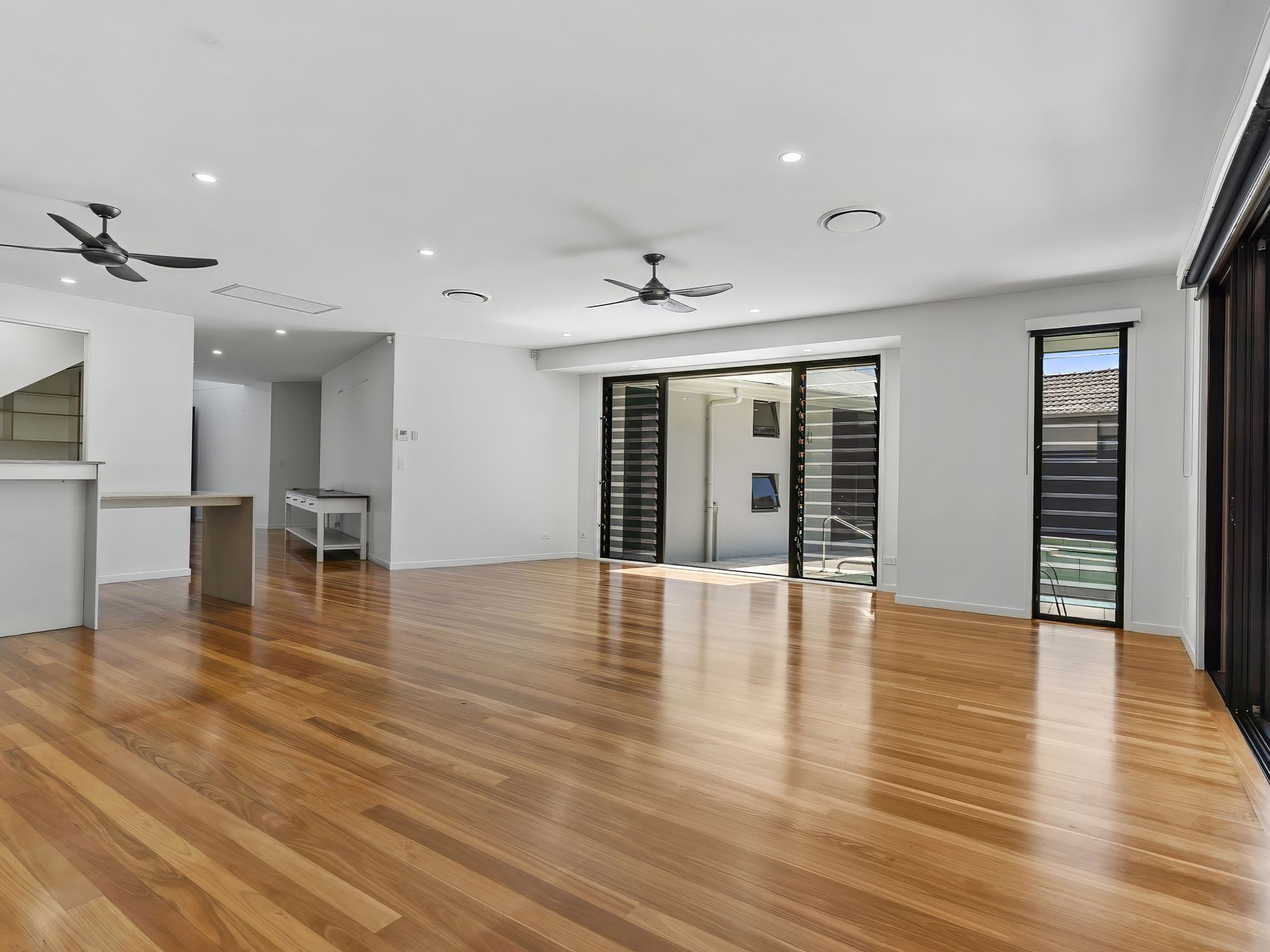 28 Selkirk Way, Peregian Springs