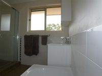 U25  104 Ewing Rd, Woodridge