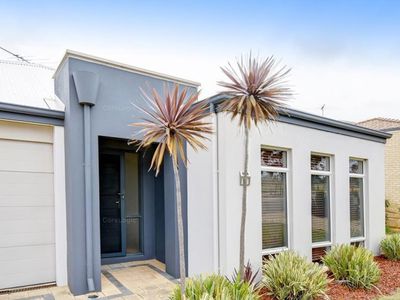 8A Salitage Link, Pearsall