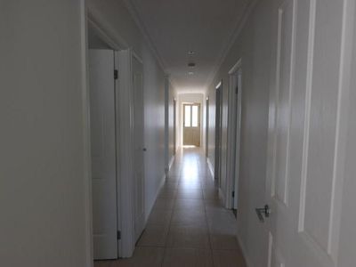 7 Merger Court, Lara