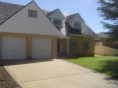 10 Beveridge Cres, Dubbo