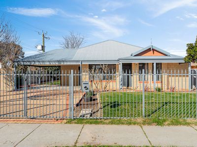 94 Sayer Street, Midland