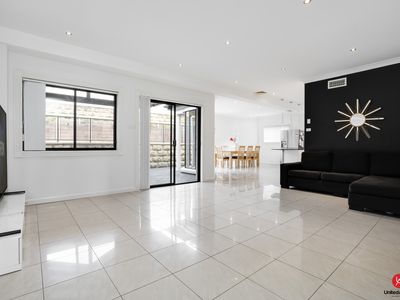 10 Rainham Circuit, West Hoxton