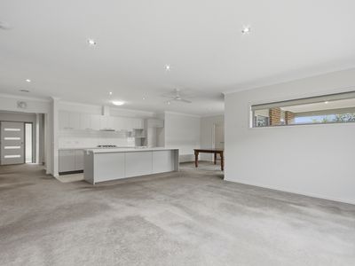 1 / 42 Ross Street, Sale