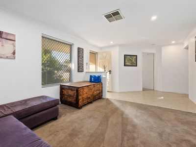 28 Prince Regent Boulevard, Gosnells