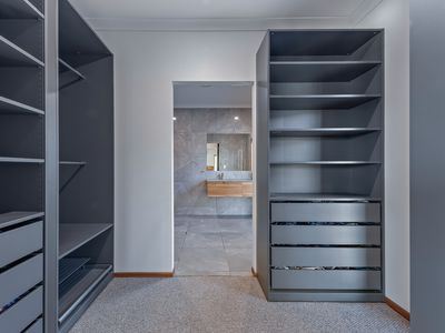 22 Whitehaven Cres, Cannonvale