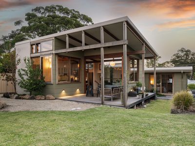 26 Ross Avenue, Narrawallee