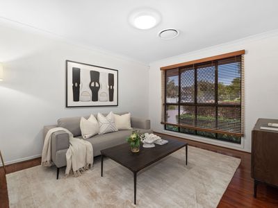 42 Gordon Crescent, Wakerley