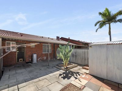 4 / 3 Netley Place, Armadale