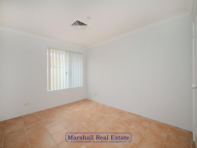 26 Tableland Way, Carramar