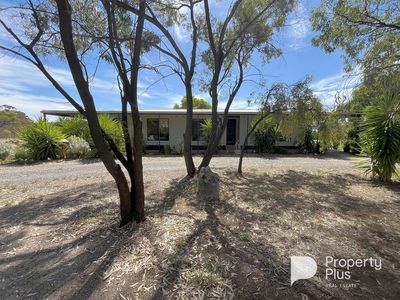 520 Wooroonook Road, Charlton