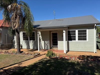 110 Clarinda Street, Parkes