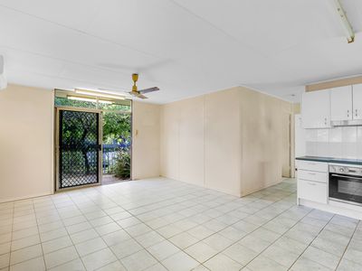 12 Walnut Close, Manoora