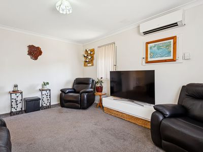 2 Grogan Close, Lockridge