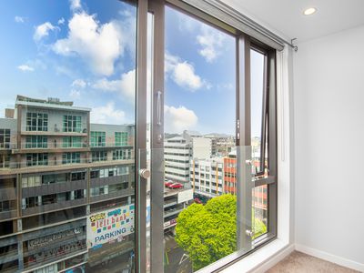 801 / 166 Victoria Street, Te Aro