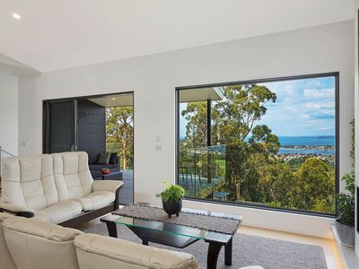 35 The Crest, Merimbula