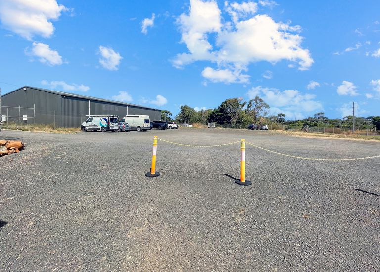 4 Hill Court, Portland