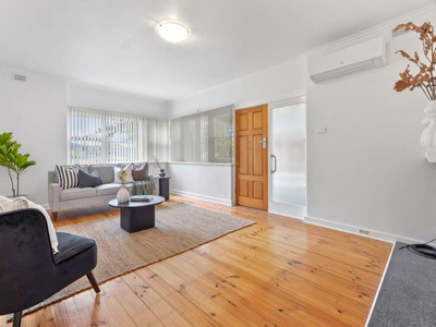 12 Silicate Avenue, Taperoo