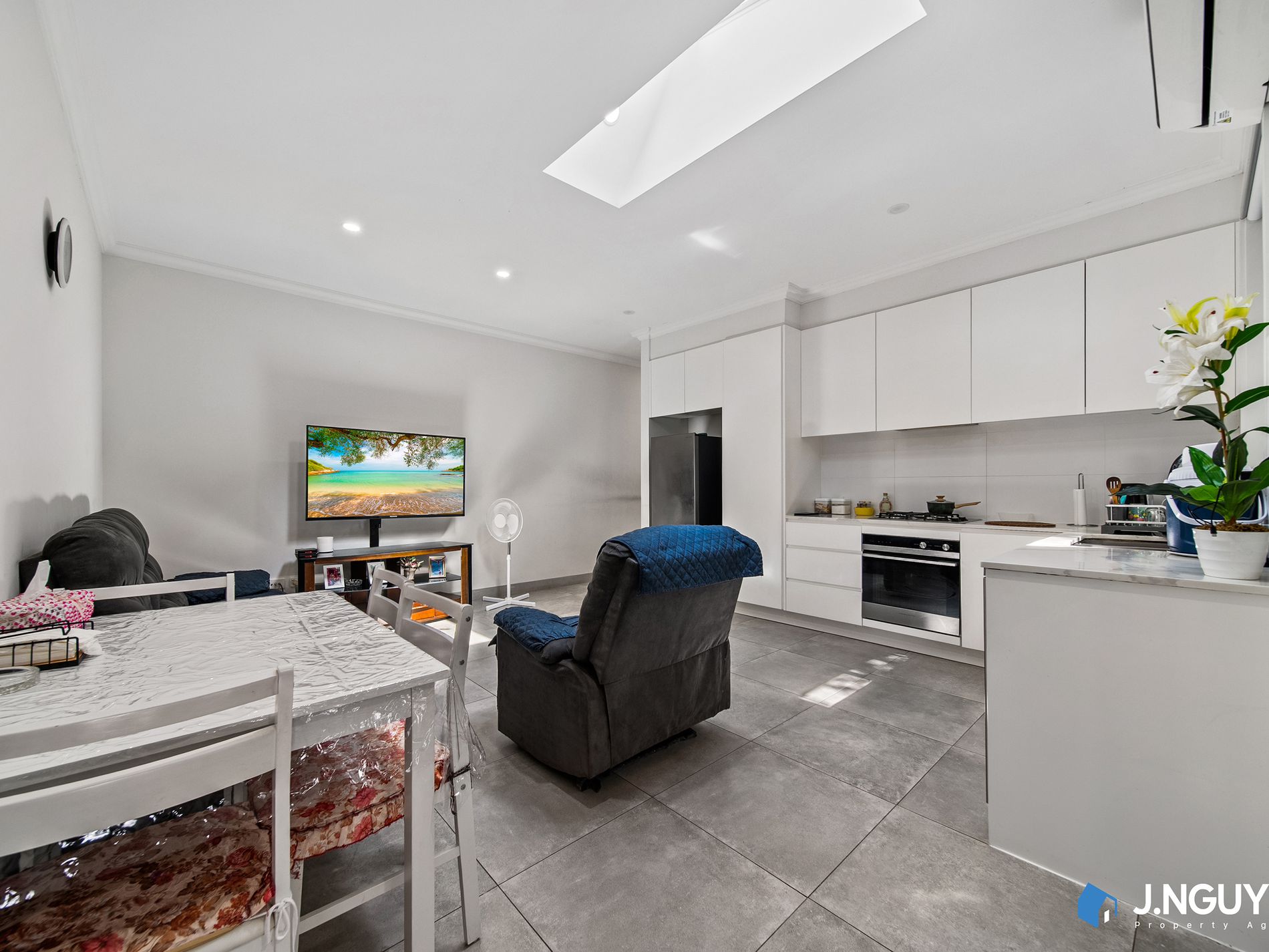 102 & 102a Kalang Road, Edensor Park