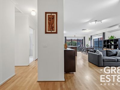 30 Ranfurlie Boulevard, Cranbourne West