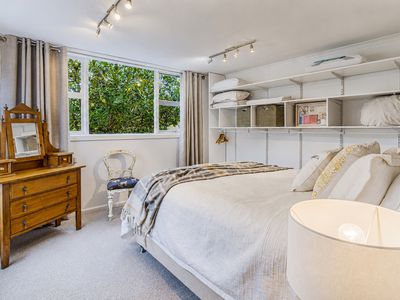 5703 Huon Highway, Surges Bay