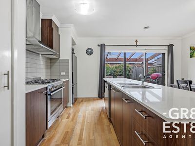 30 Ranfurlie Boulevard, Cranbourne West