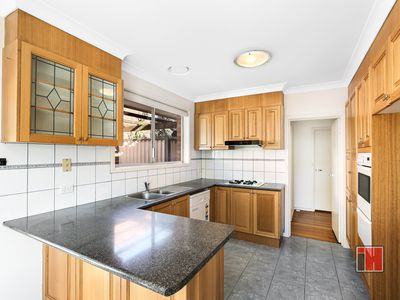 32 Range Road, Burwood East