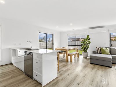 197 Wallara Waters Boulevard, Wallan