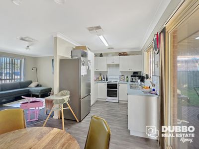 11 Wren Place, Dubbo