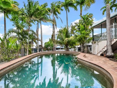 1 Moule Drive, Whitfield