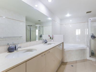 8 / 63 Mill Point Road, South Perth