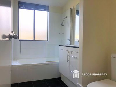 12 Coomer Elbow, South Guildford
