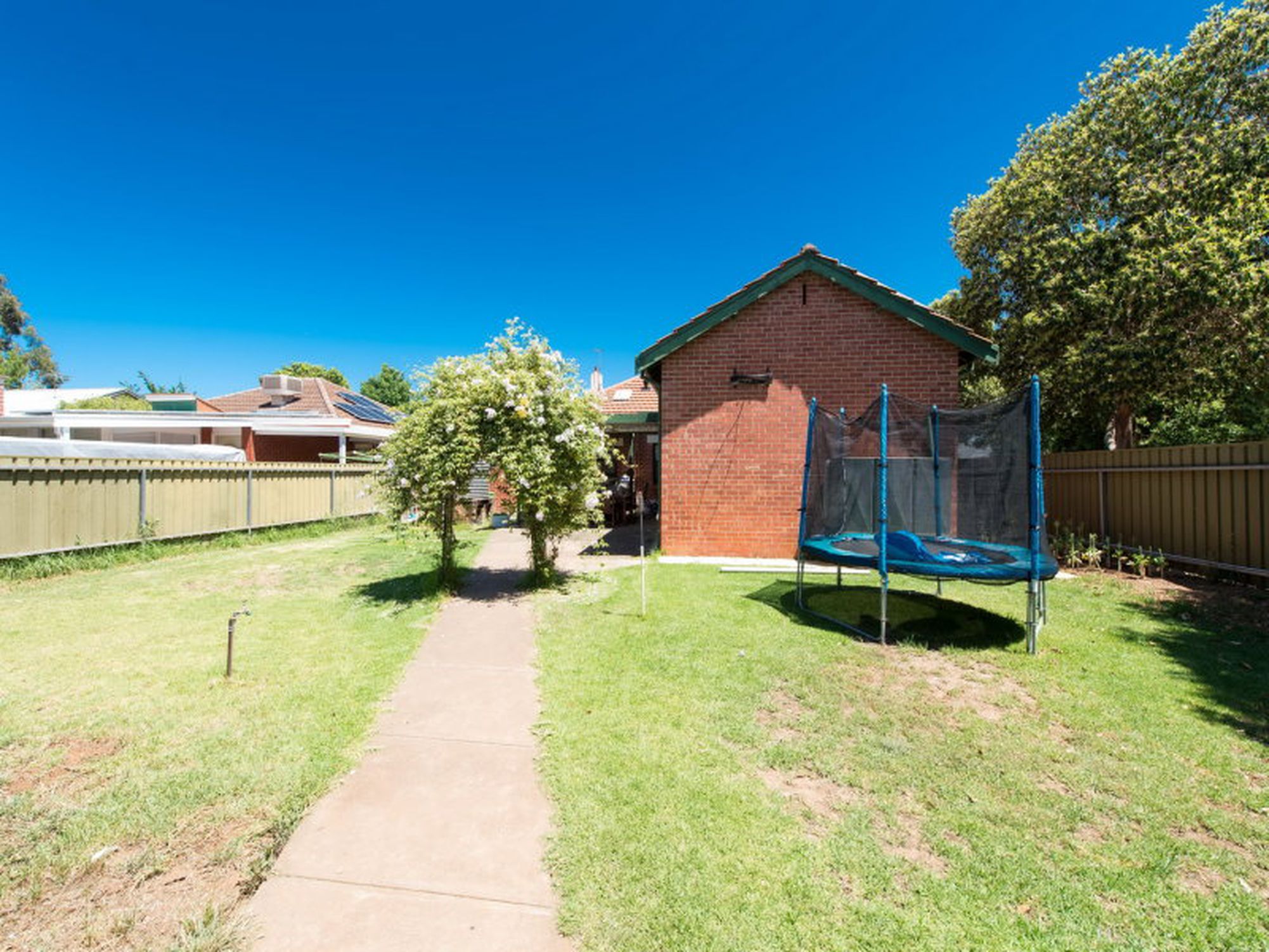 155 Sixth Avenue, Royston Park