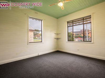 208 Meade Street, Glen Innes