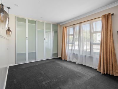 179 Bourke Street, Piccadilly