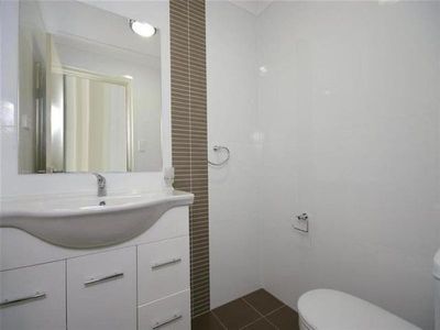 33 / 20 Wyndham Street, Alexandria
