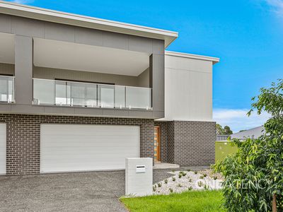 1 / 28 Premier Drive, Albion Park