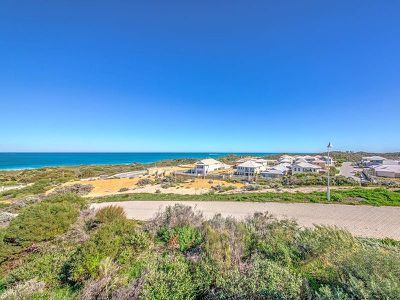 8 Knoll Rise, Yanchep