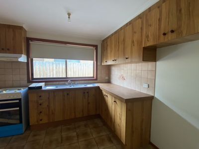 1 / 1 Branton Road, Hoppers Crossing