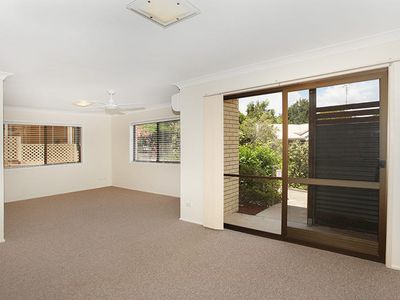 1 / 5 Kooringa Court, Maroochydore