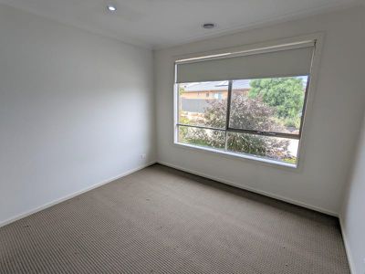 8 / 64-68 Station Road, Marshall