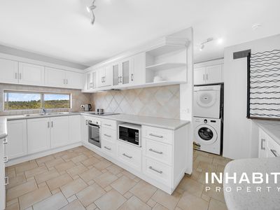 10W / 16 Kings Park Avenue, Crawley