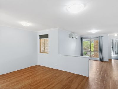 4 / 7 Catrine Court, Kingsley