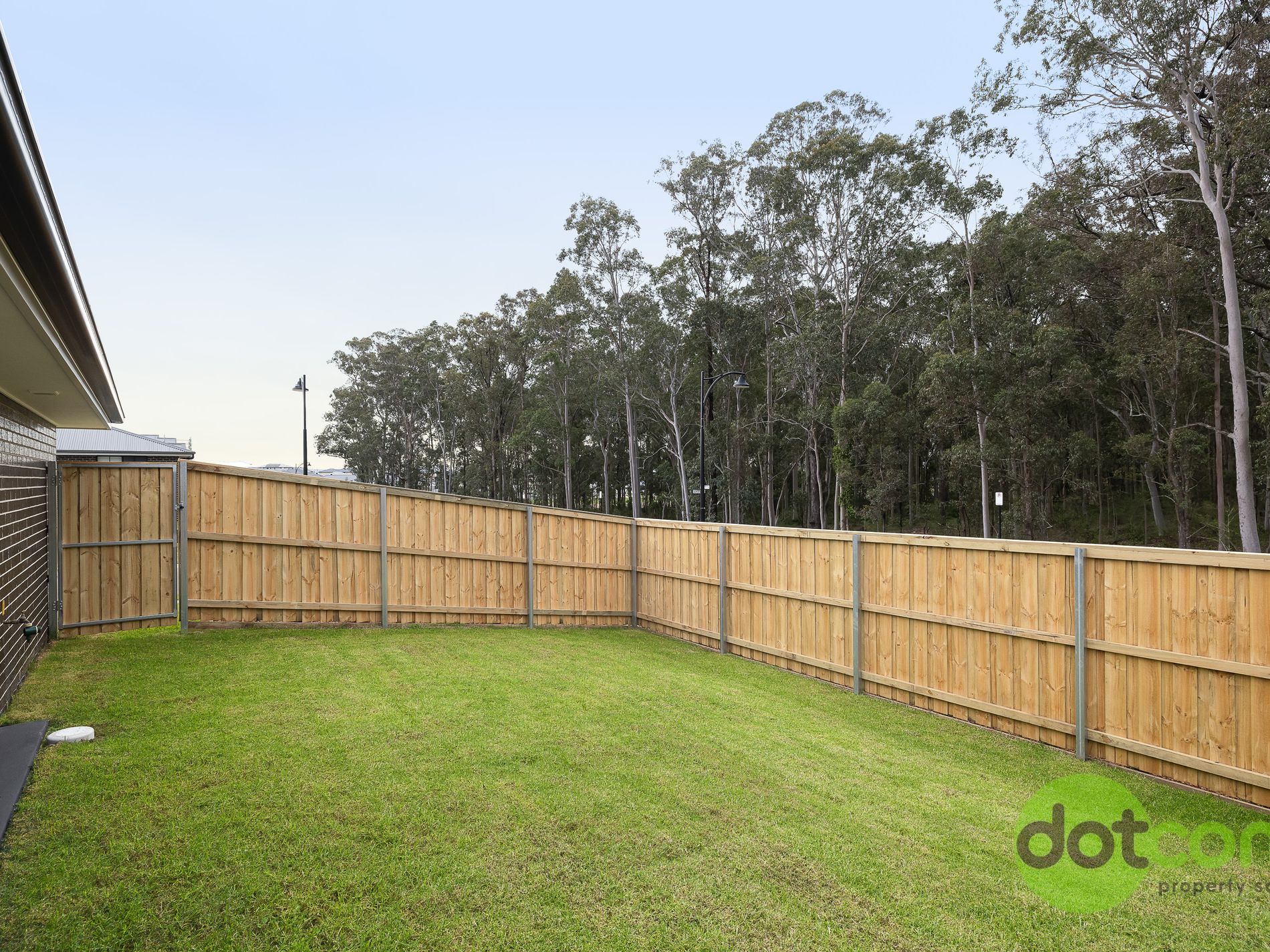 2 / 12 Aurora Way, Chisholm