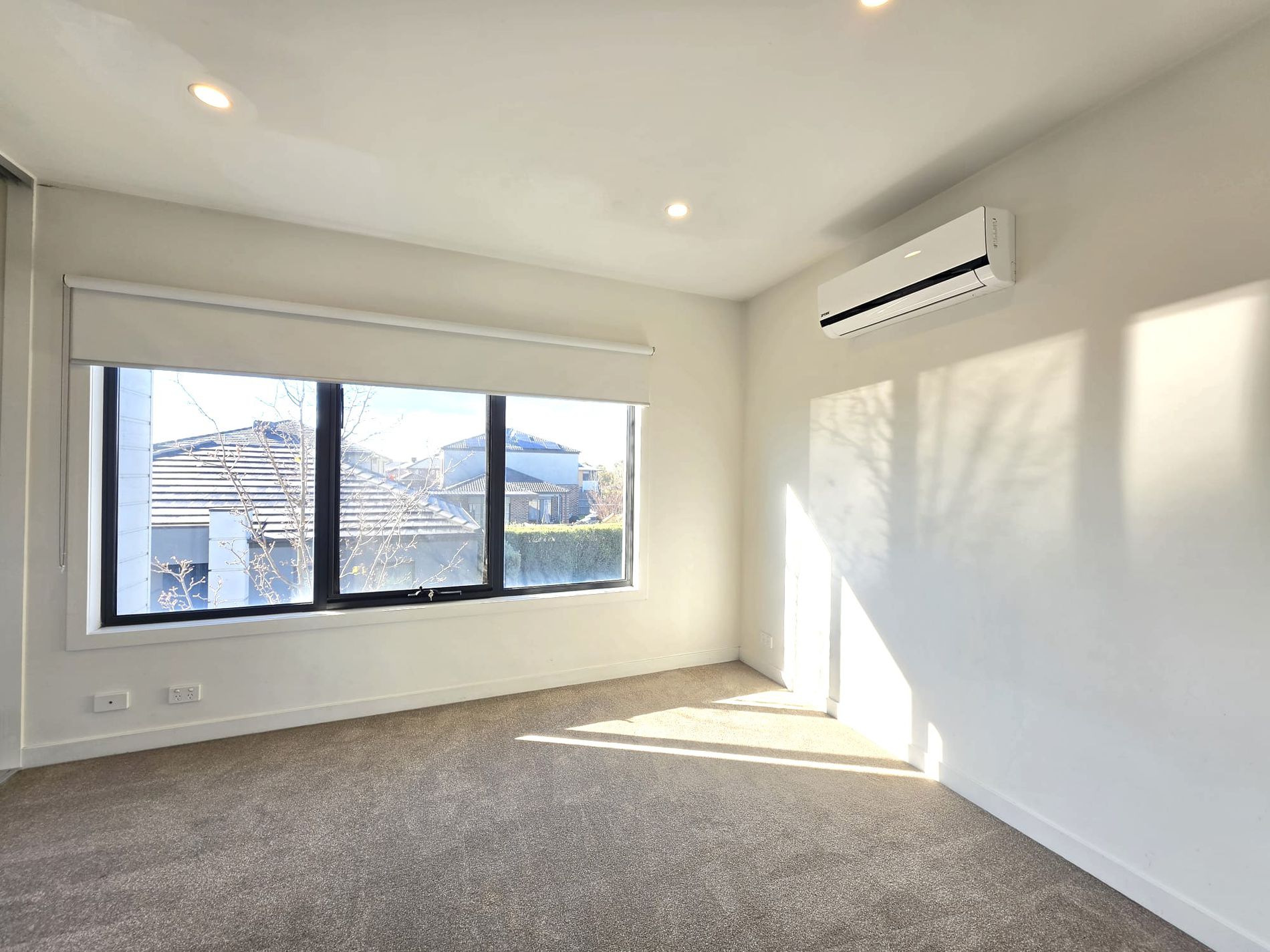 17 / 47 Waterhaven Boulevard, Point Cook
