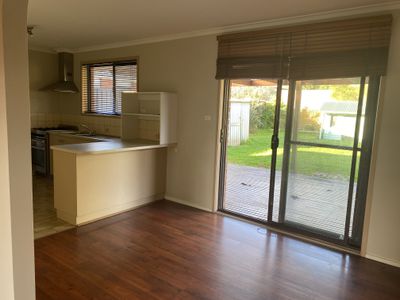 6 Fountain Court, Werribee